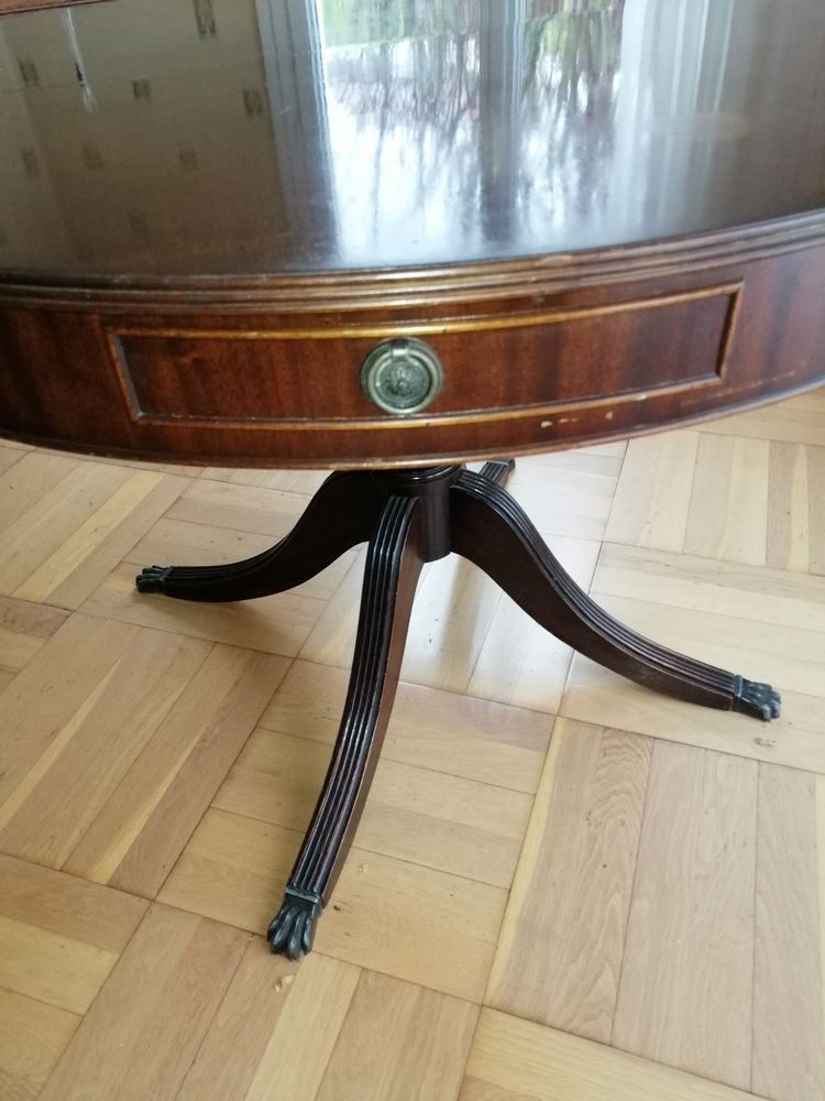 table ronde, style R�gence 200 Ch�teau-Thierry (02)