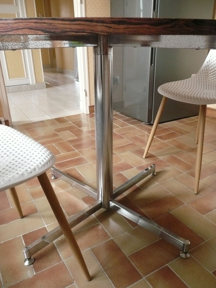 Table ronde 100 Sens (89)