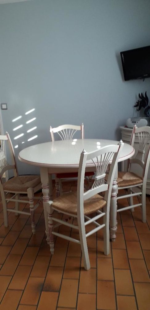 table ronde 150 Luynes (37)