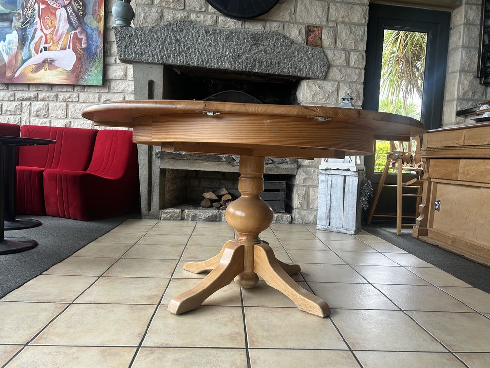 TABLE RONDE 300 Caen (14)