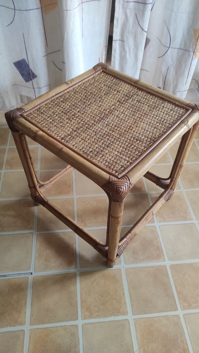 table en rotin 10 Herblay (95)