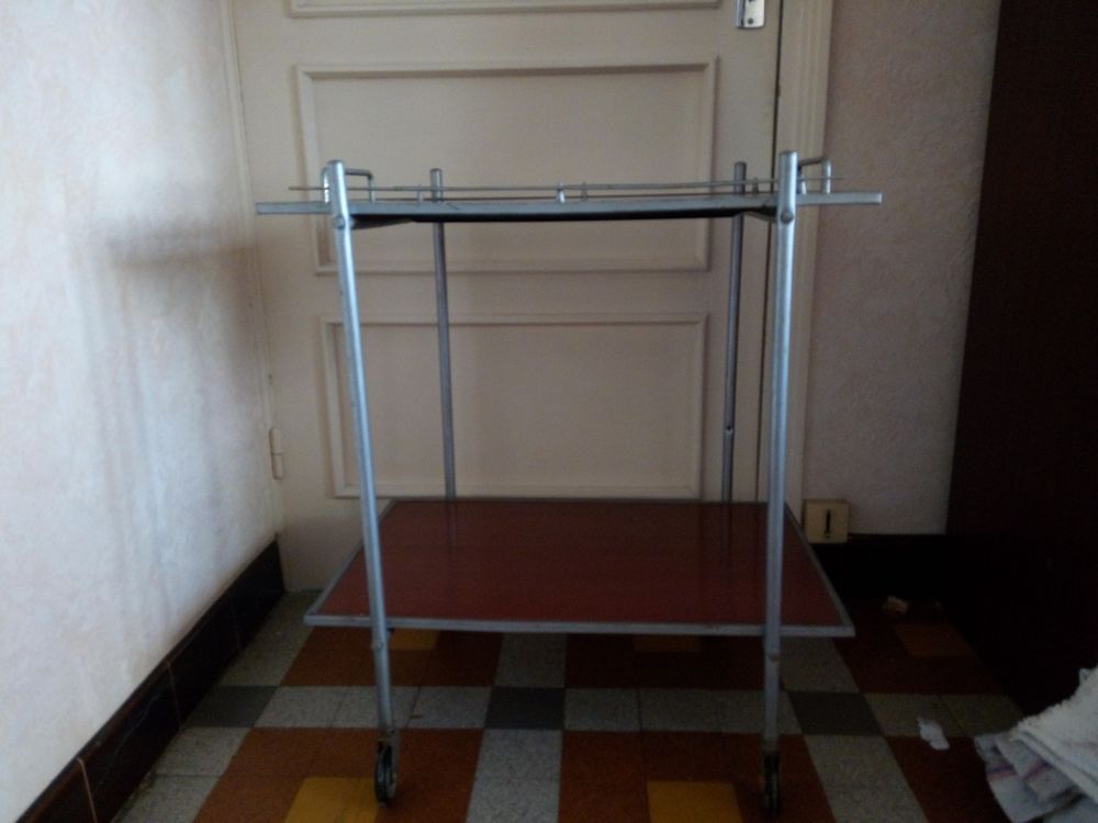 Table roulante Vintage 9 Jarcieu (38)