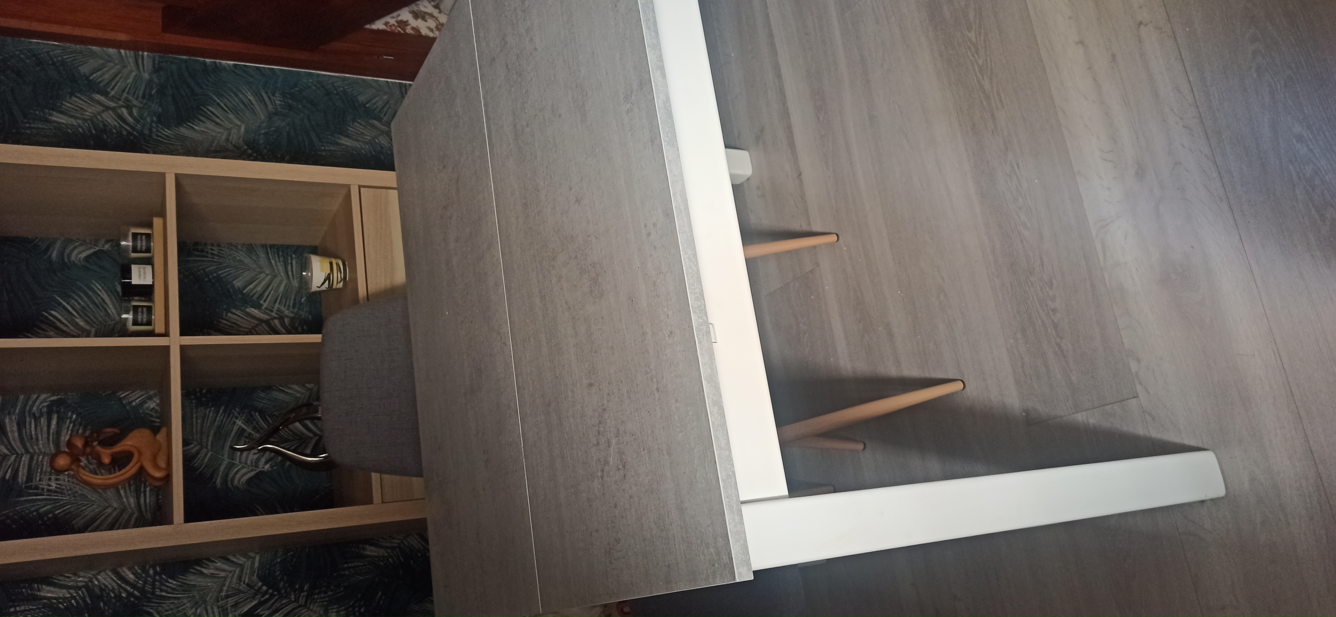 Table Ruben carr� + 2 rallonges 100 Rodez (12)