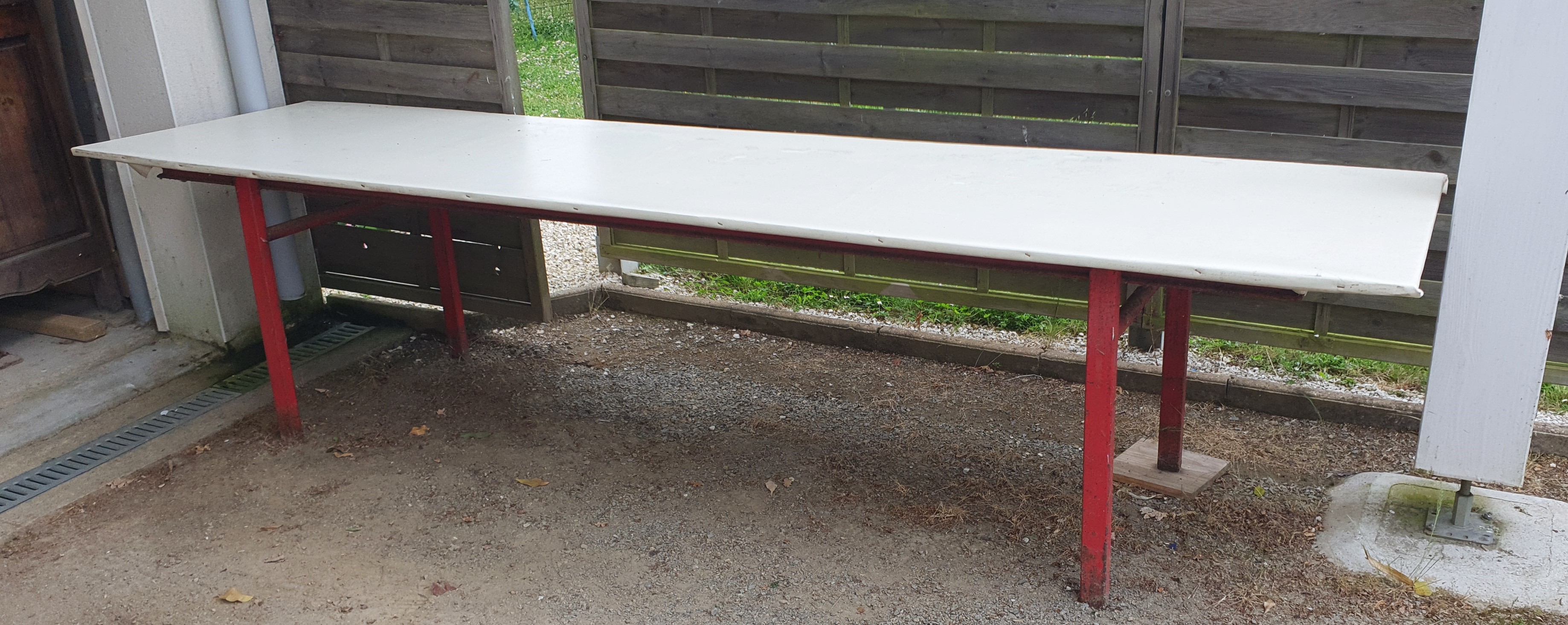 Table rustique longue 30 Saint-P�re-en-Retz (44)