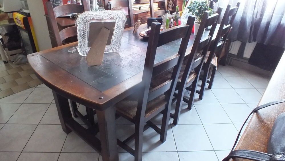TABLE SALLE A MANGER AVEC 6 CHAISES PAILL�ES 150 Escaudain (59)
