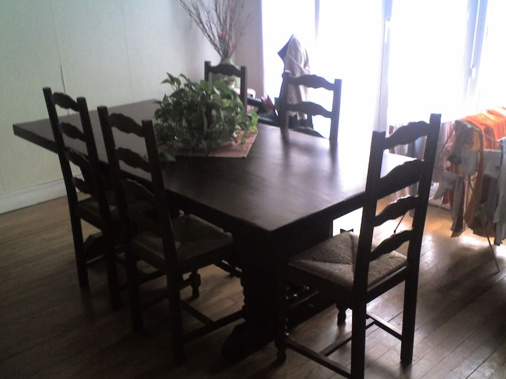 Table de Salle � Manger en bois-6 Chaises 0 Rueil-Malmaison (92)