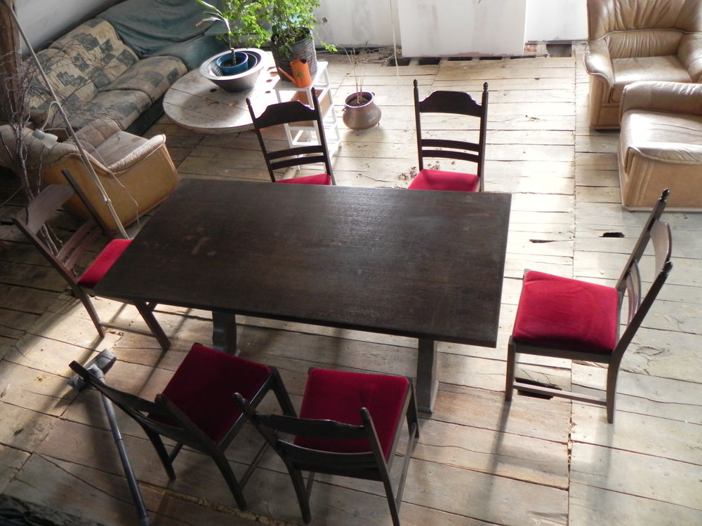 Table  de Salle � manger avec 6 chaises 250 �treux (02)