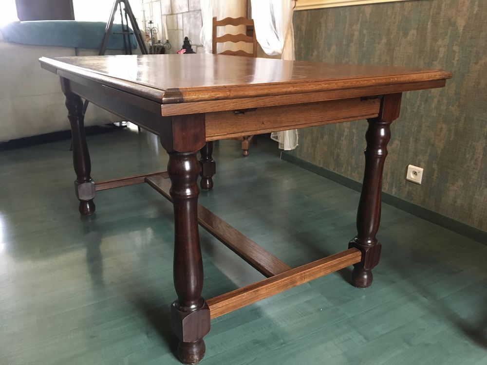 table de salle � manger et chaises 100 Lugrin (74)