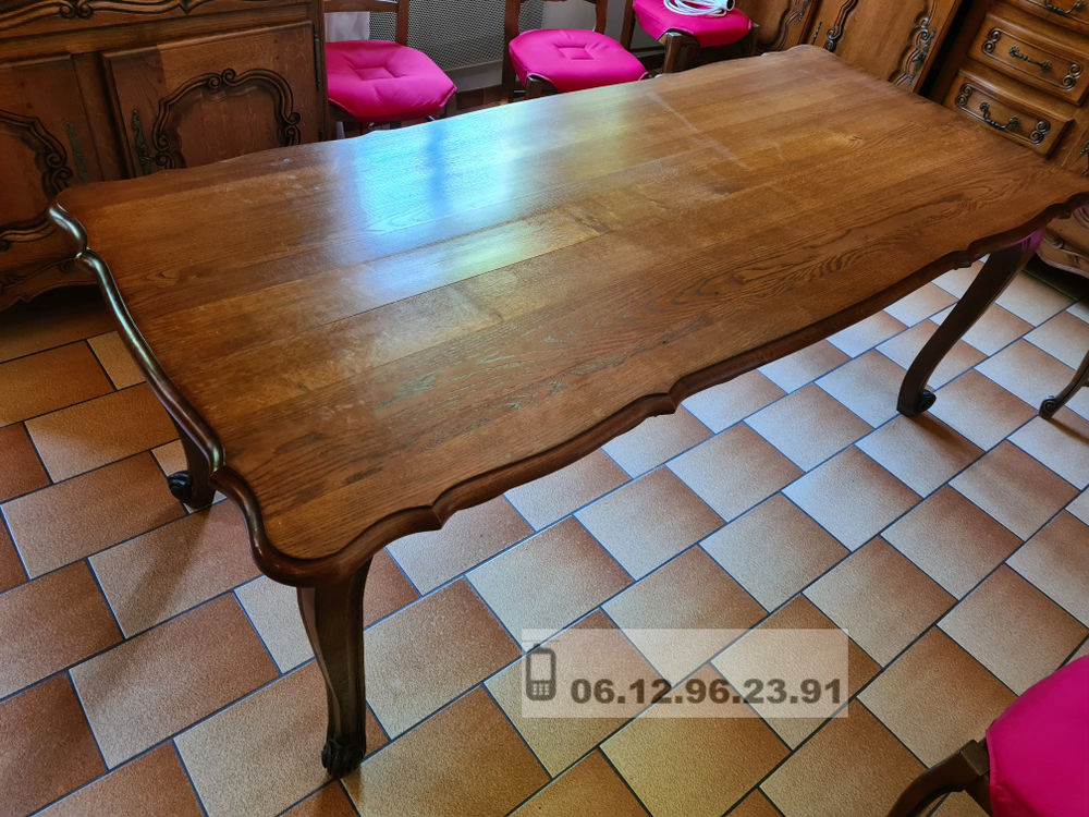 Table salle à manger chêne massif      250 Bainville-sur-Madon (54)