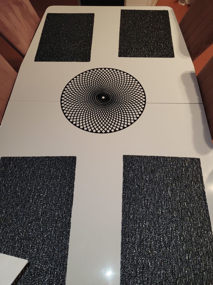 Table de salle � manger 40 Laon (02)