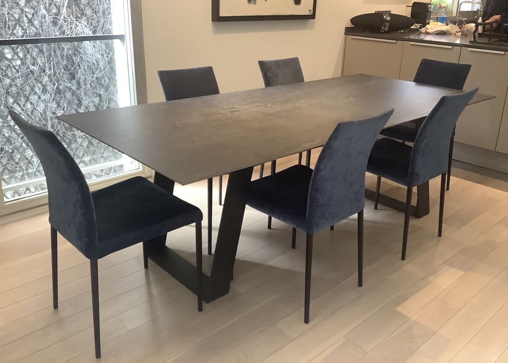 Table de salle � manger avec 6 chaises 3200 Neuilly-sur-Seine (92)