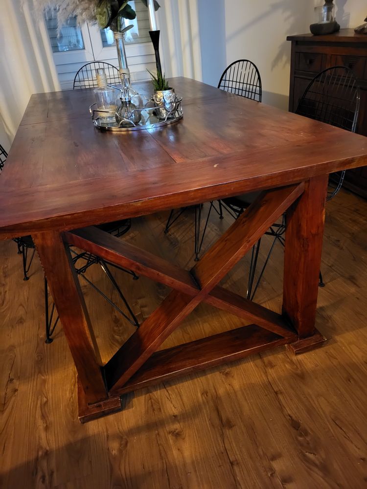 Table salle � manger en bois exotique acajou 100 Thionville (57)
