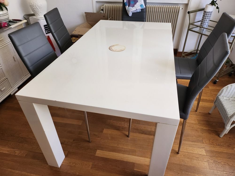 table salle � manger 50 Belleville (69)