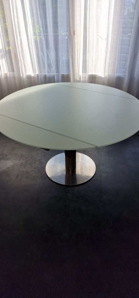  table salle � manger 350 Saint-Prix (95)