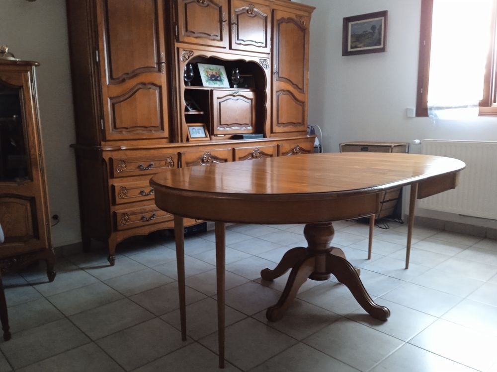 Table salle � manger 550 Breuillet (91)