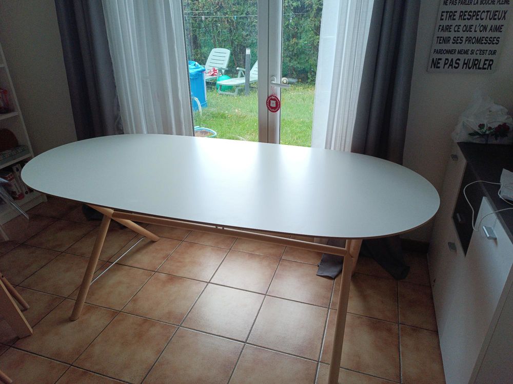 Table de salle � manger 160 Le Plessis-P�t� (91)