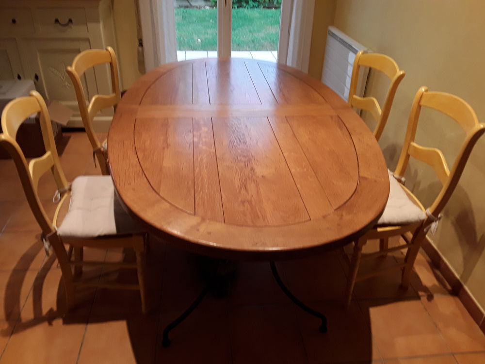 Table de salle � manger 300 Saint-Victoret (13)