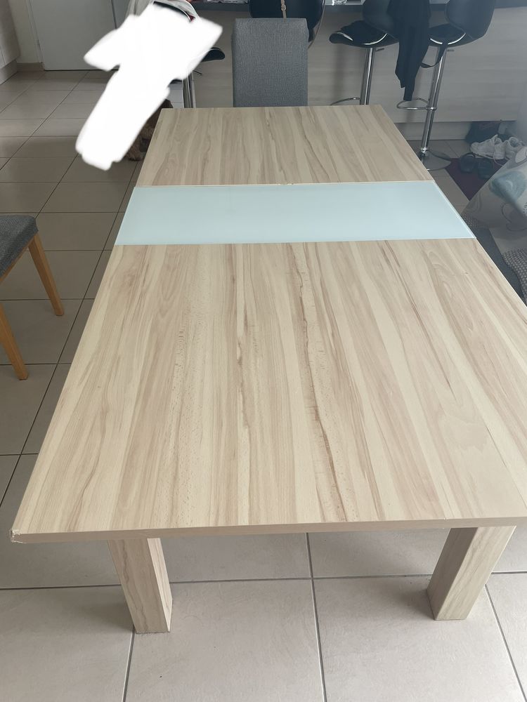 Table salle � manger 50 Plou�gat-Gu�rand (29)
