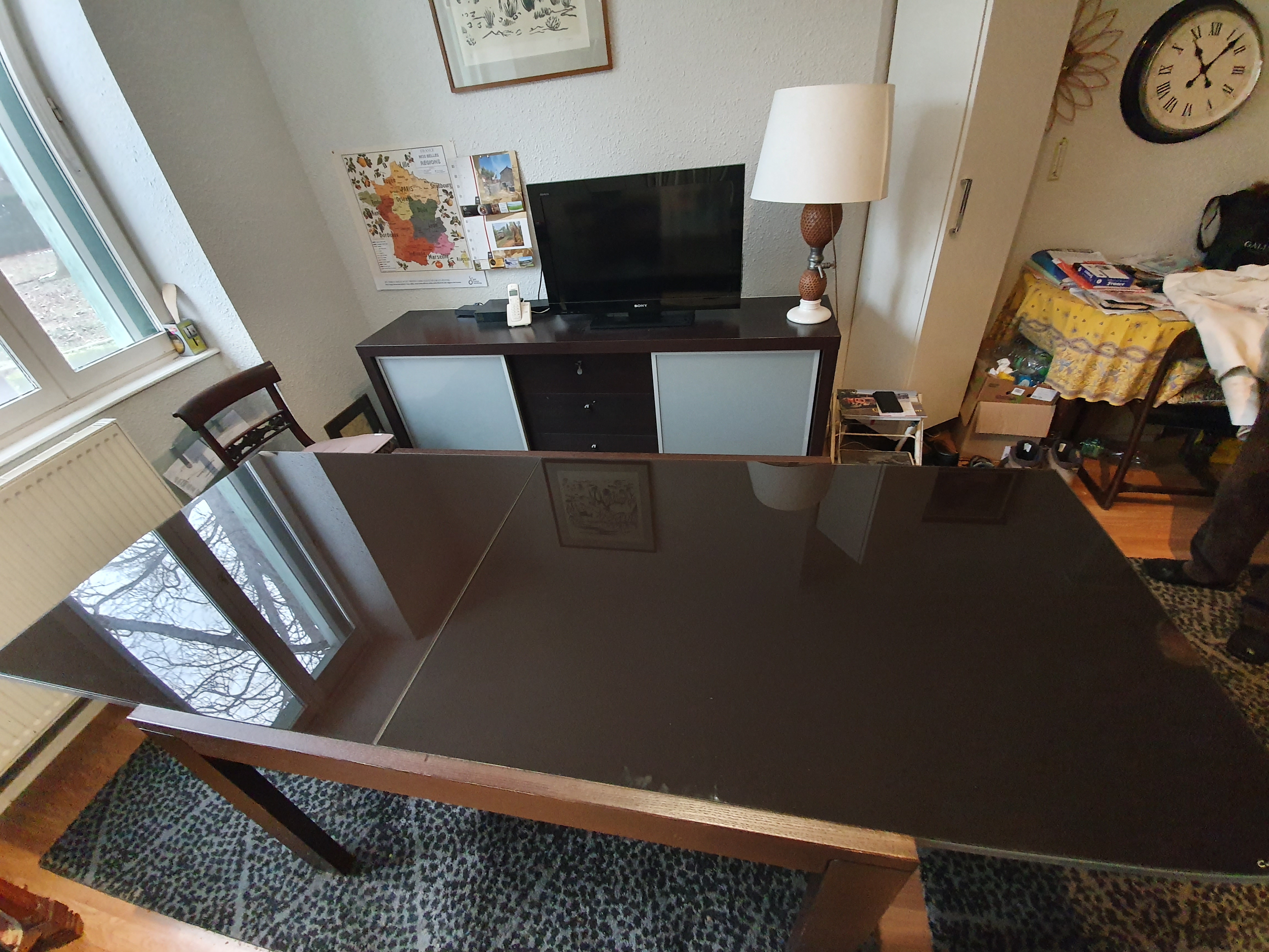 TABLE DE SALLE A MANGER ET MEUBLE 510 Ch�telguyon (63)