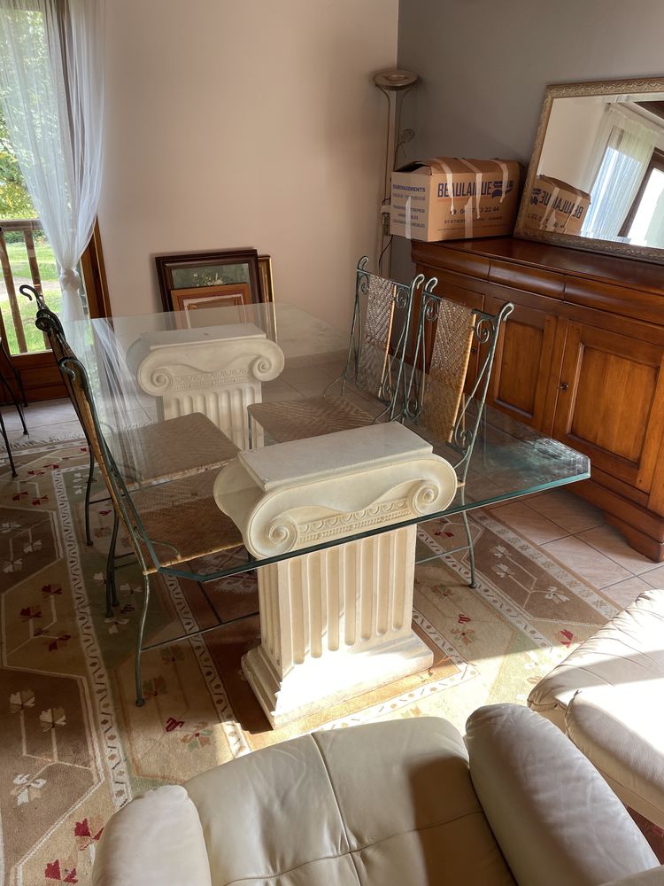 Table salle � manger et chaises 800 Chambles (42)