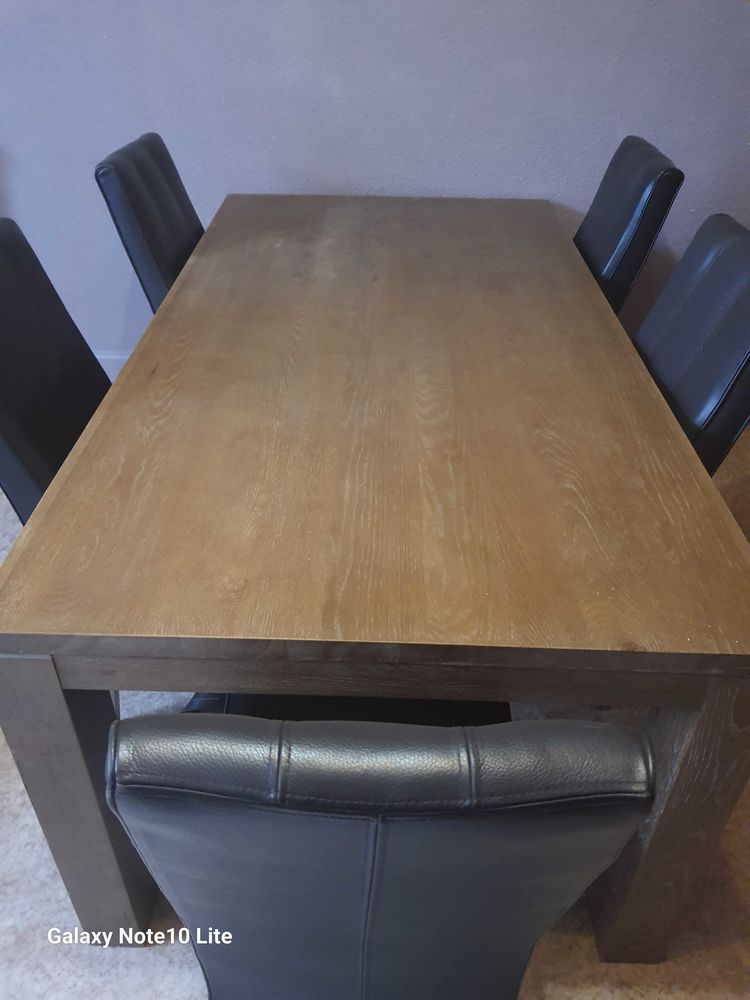 TABLE DE SALLE A MANGER 6 PERSONNES. 299 Dole (39)