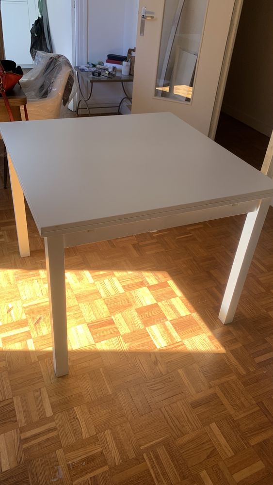 Table de salle � manger 40 Courbevoie (92)