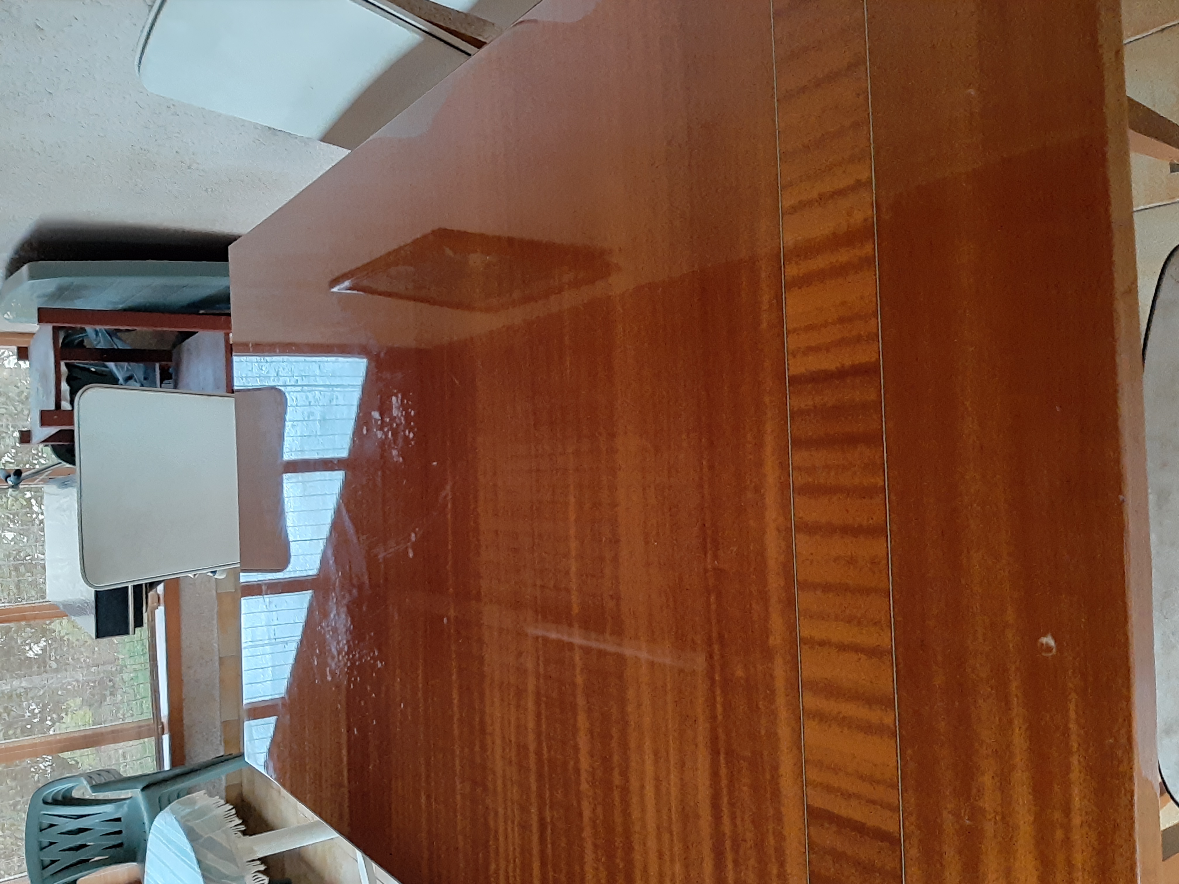 TABLE salle � manger ou servant de r�union 67 Mont-de-Marsan (40)