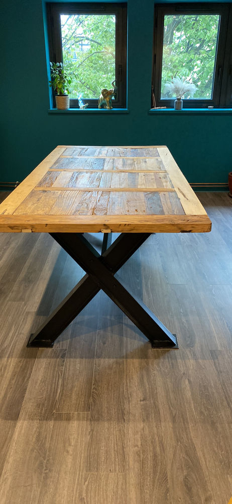 Table de salle �   manger en bois naturel recycl� janvier 2023 700 Boulogne-Billancourt (92)