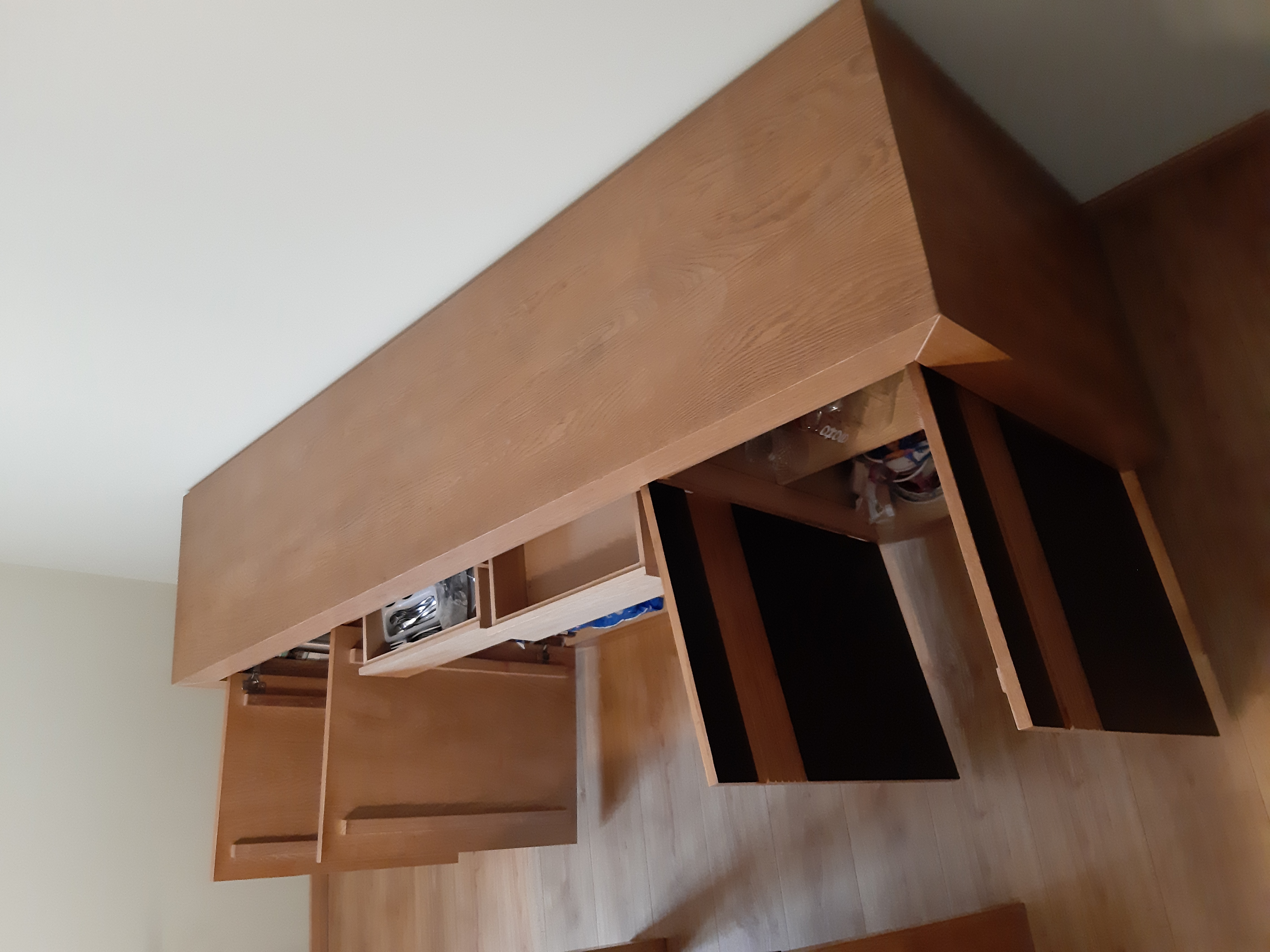 Table de salle � manger et buffet ch�ne massif et plaqu� ch� 430 Pr�aux-du-Perche (61)