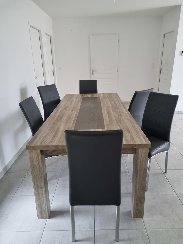 Table de salle � manger + 6 chaises 300 Montrichard (41)