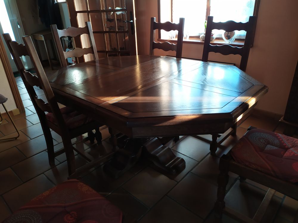 table de salle � manger avec six chaises 50 Wavrin (59)