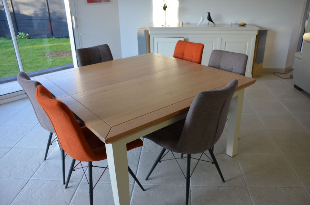 table de salle � manger ch�ne massif 500 Janz� (35)