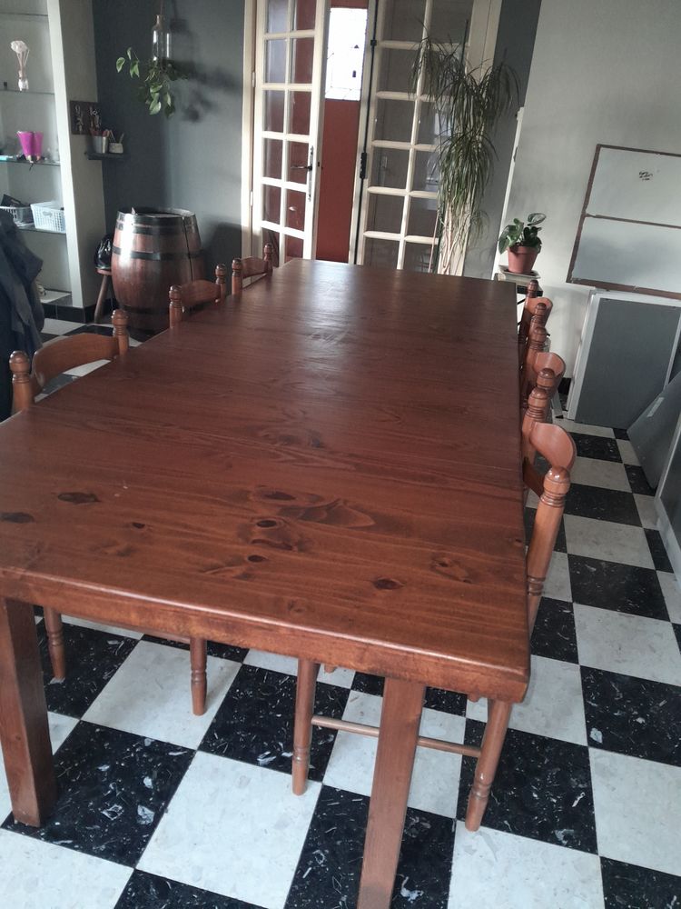 Table de salle � manger 100 Puylaurens (81)