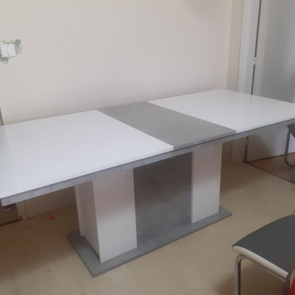 table de salle a manger 120 Fleury-les-Aubrais (45)