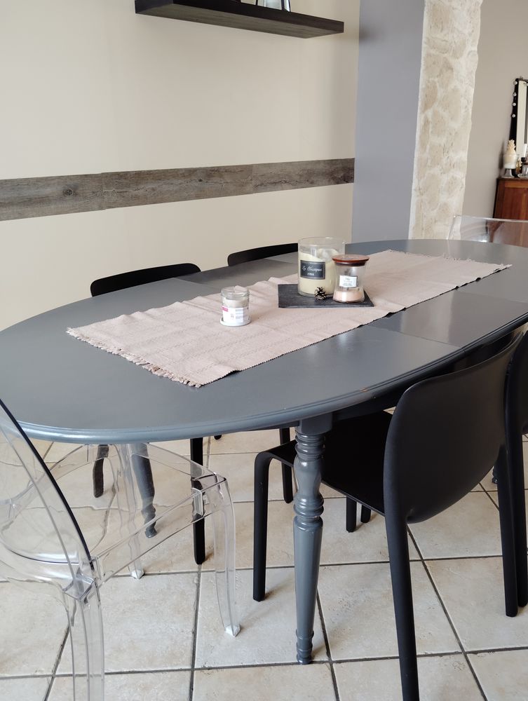 Table de salle � manger relook�e 50 Issoire (63)