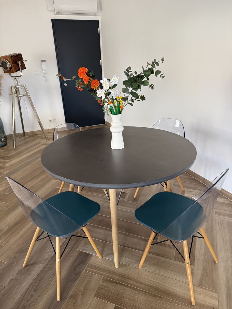 Table salle � manger 115 Chauray (79)