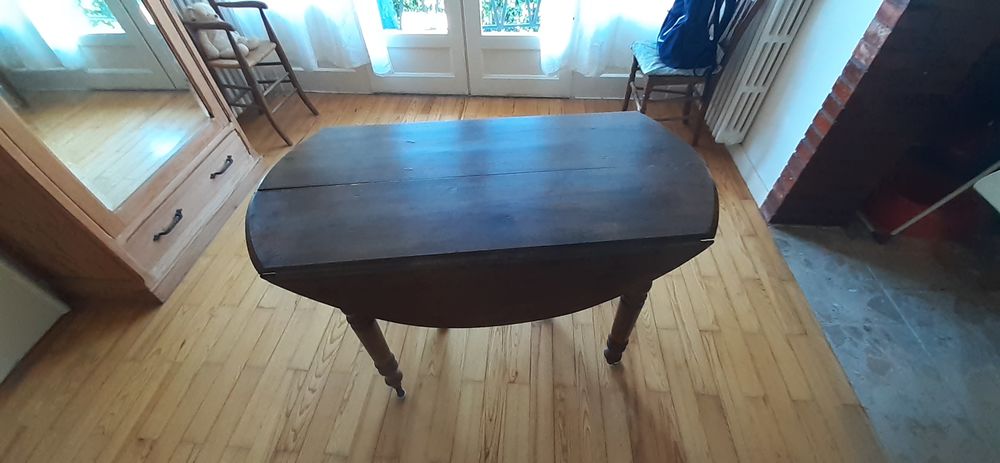 TABLE DE SALLE � MANGER 180 Ch�tillon-sur-Chalaronne (01)