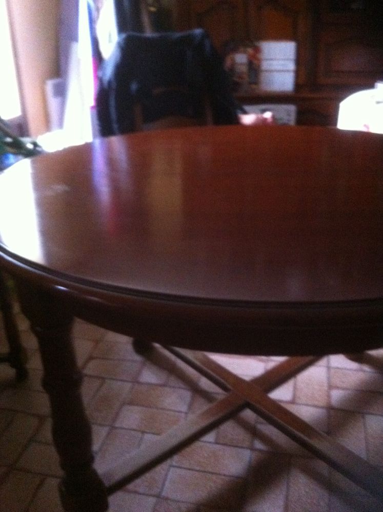 table de salle a manger. pour 8 � 10 personnes 60 Marign�-Laill� (72)