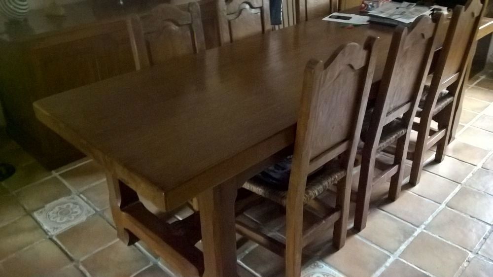 table de salle a manger+chaise si achat de la table gratuite 0 Marseille 11 (13)