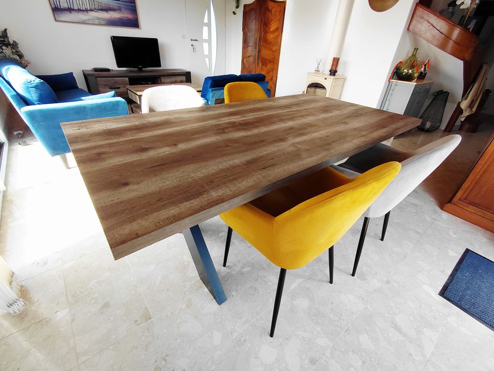 Table salle a manger 290 Saint-Hilaire-de-Riez (85)