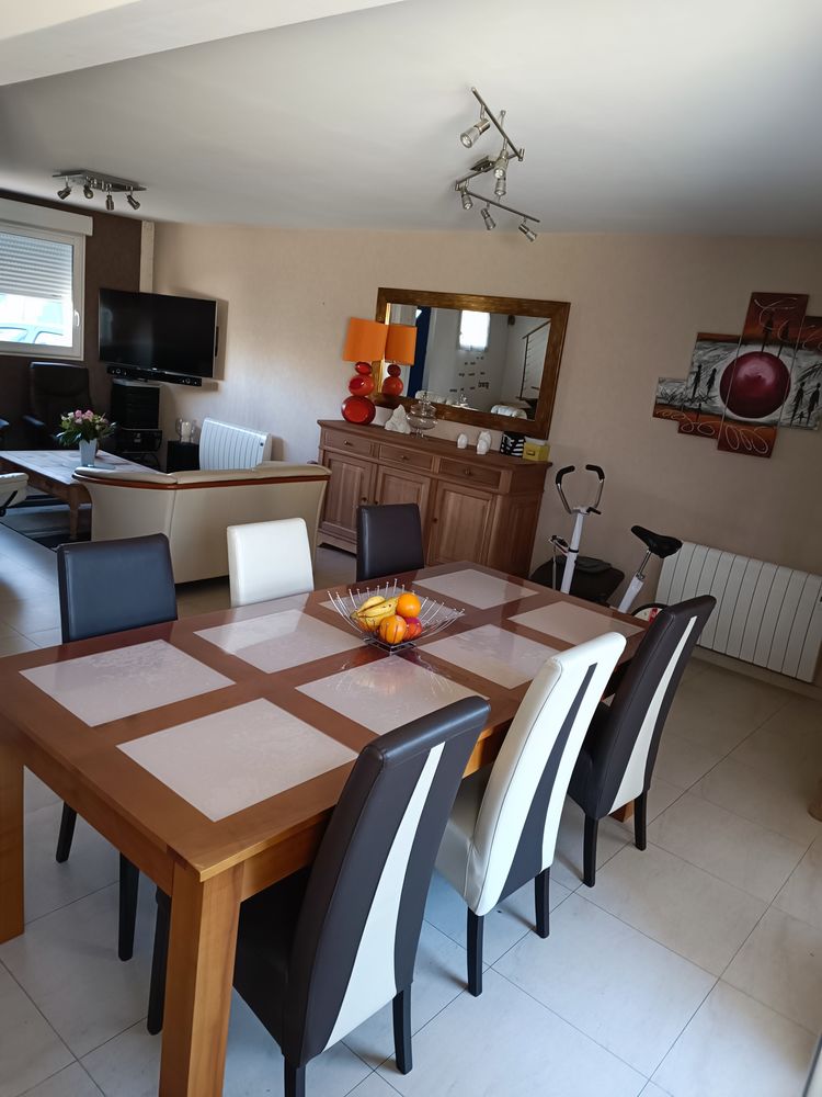 table salle � manger 600 Mandelieu-la-Napoule (06)