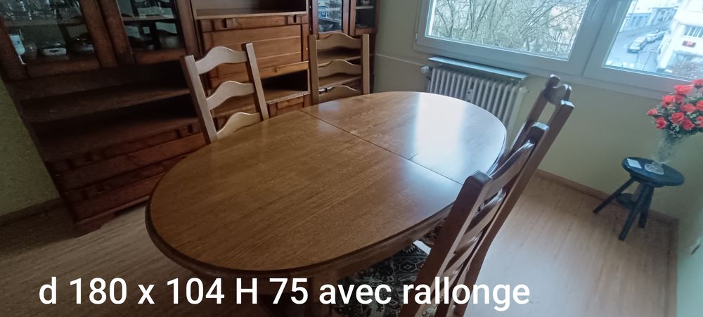 table salle � manger et 4 chaises hautes 120 Villerupt (54)