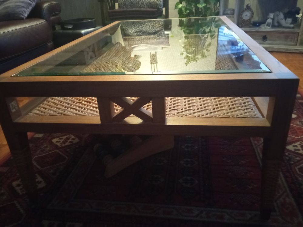 TABLE DE SALON BASSE VITREE +ROTIN DIM1M20X0.70X0.40 HAUTeur 95 V�nissieux (69)