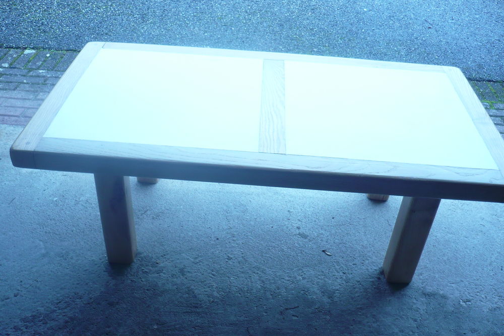 TABLE DE SALON EN BOIS 25 Le Versoud (38)