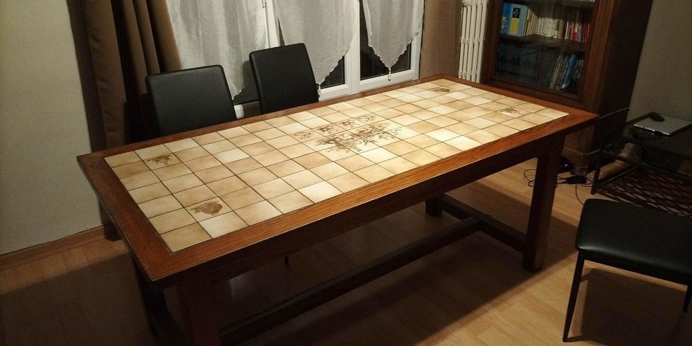 Table salon bois carrelage 20 Fontaine (38)