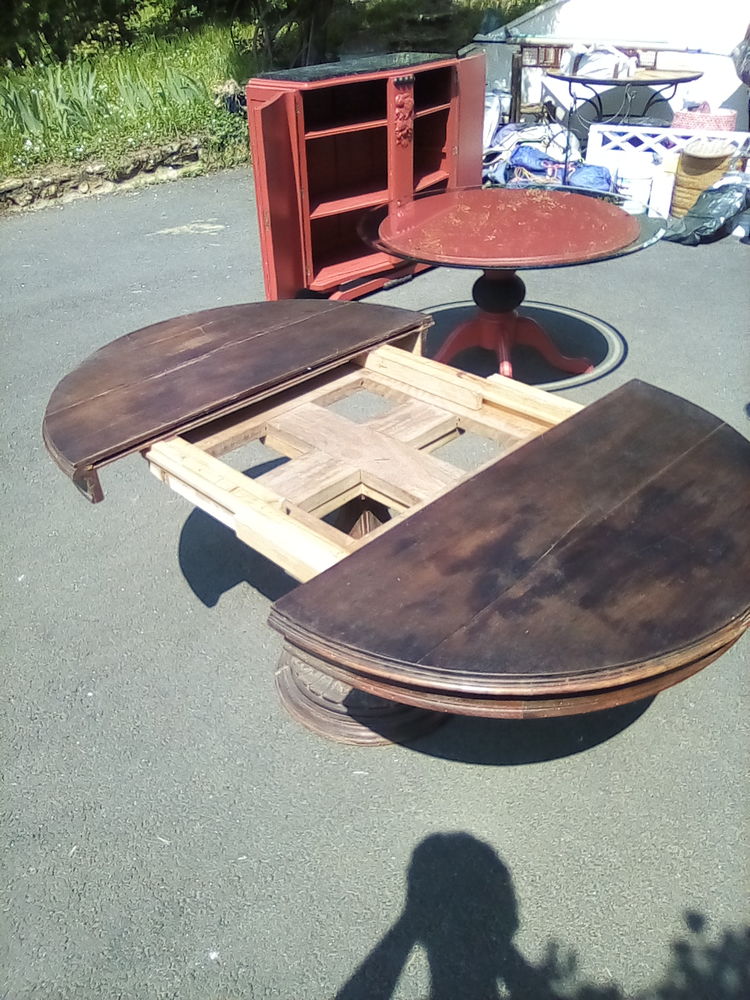 Table de salon ou bureau 255 Le P�chereau (36)