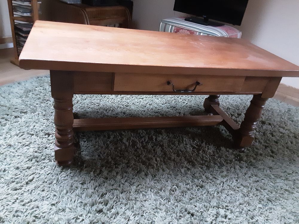 Table de salon en ch�ne massif 55 Saint-Denis-de-l'H�tel (45)