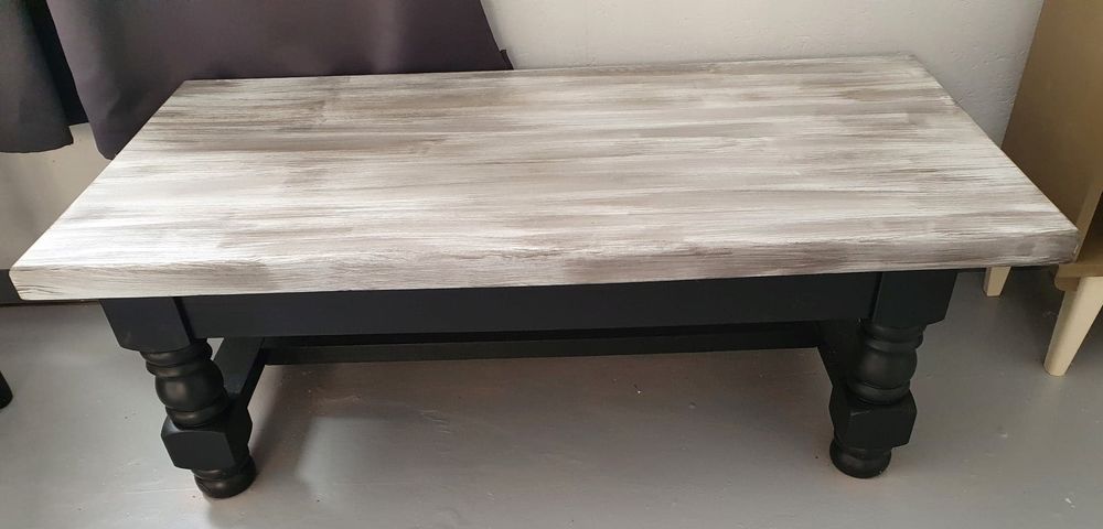 Table de salon ch�ne massif, relook�e 120 Ronchamp (70)