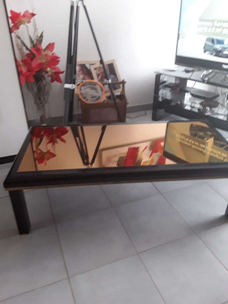 Table salon contemporaine 50 Poc�-les-Bois (35)