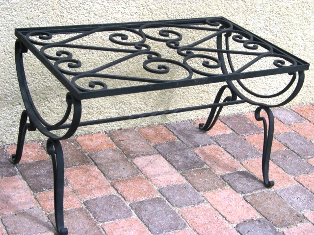 Table de salon en fer forg� 60 Saint-Geoire-en-Valdaine (38)